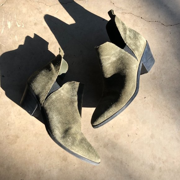 SOLD*Olive Suede Low Cut Chelsea Western Boots - Picture 7 of 13